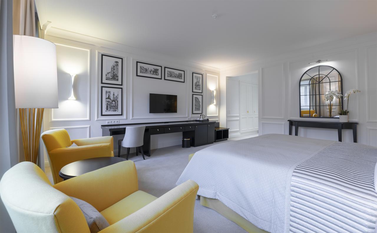 Boutique Hotel Corso Karlovy Vary Exterior photo