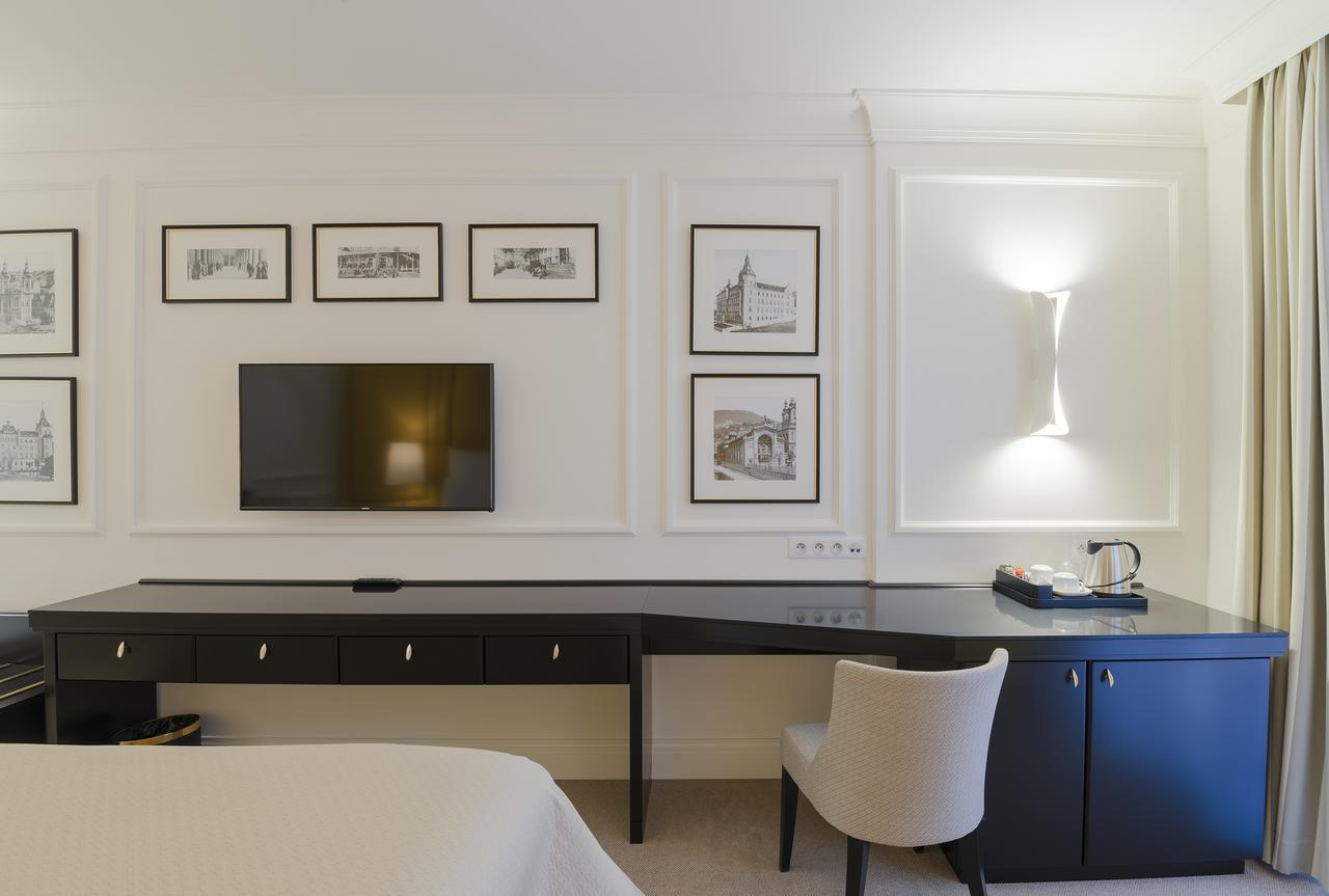 Boutique Hotel Corso Karlovy Vary Exterior photo