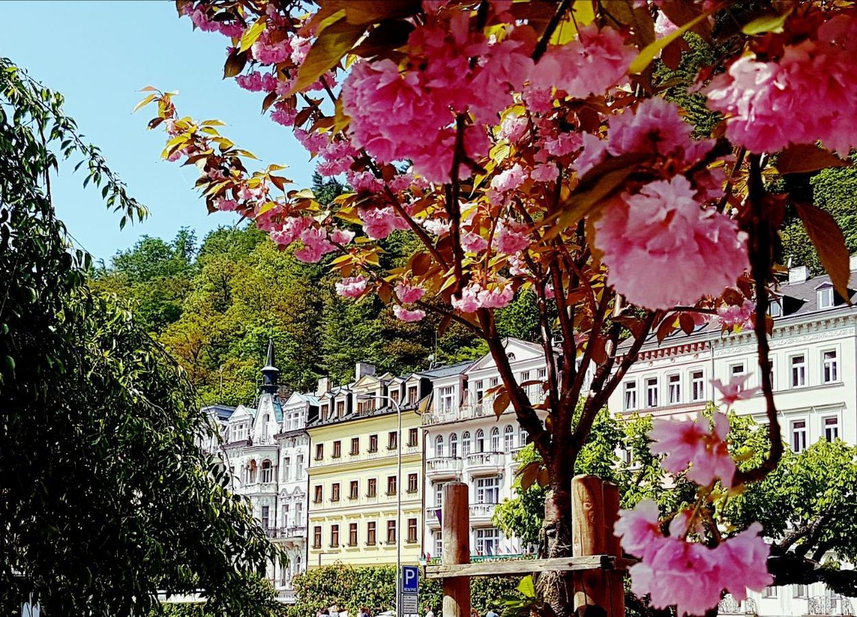 Boutique Hotel Corso Karlovy Vary Exterior photo