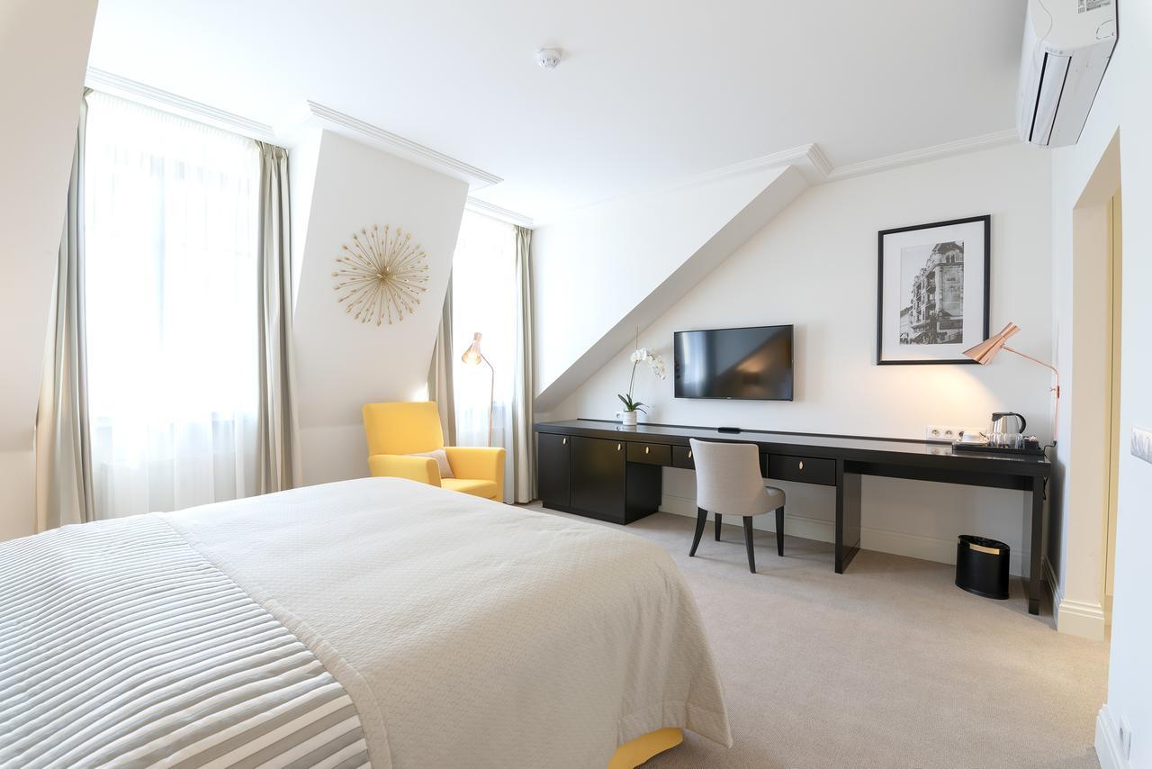 Boutique Hotel Corso Karlovy Vary Exterior photo